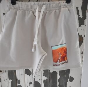 Artist Union Clothing Co., XL